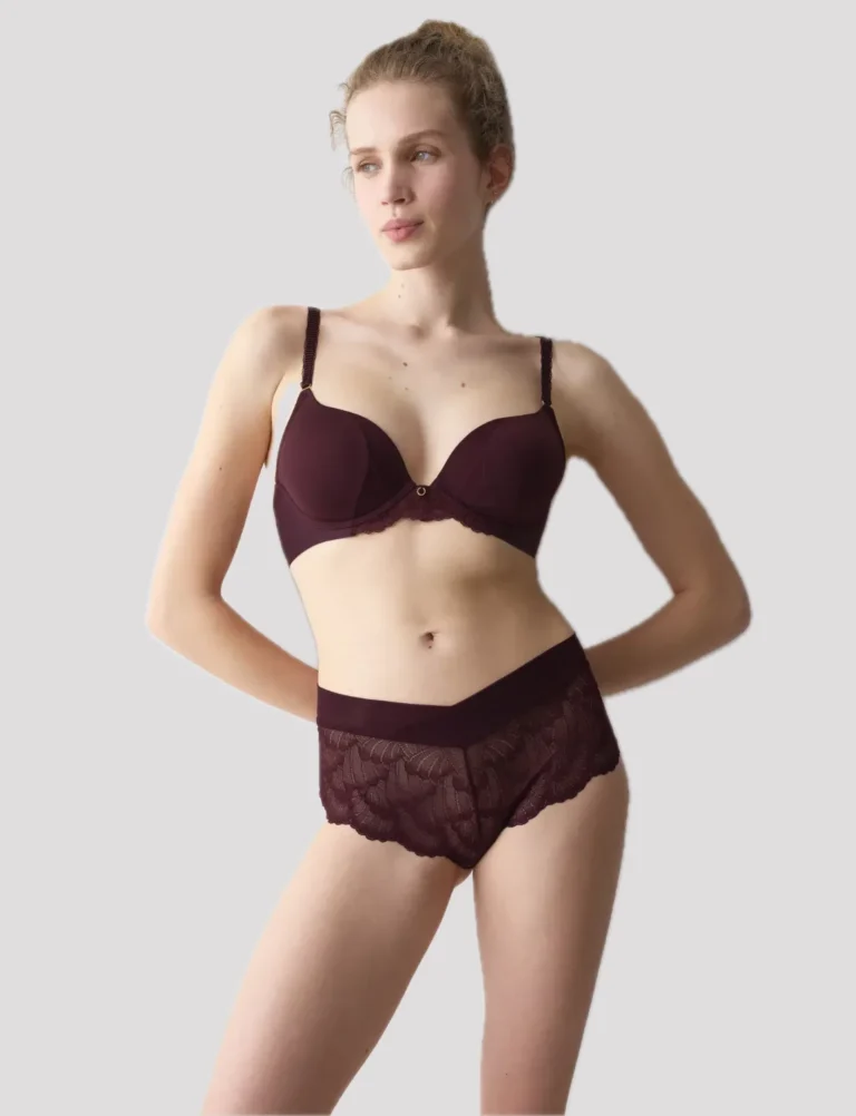 triumph love in lace Γυναικείο Σλιπ string 10228563 6845 (Αντιγραφή)